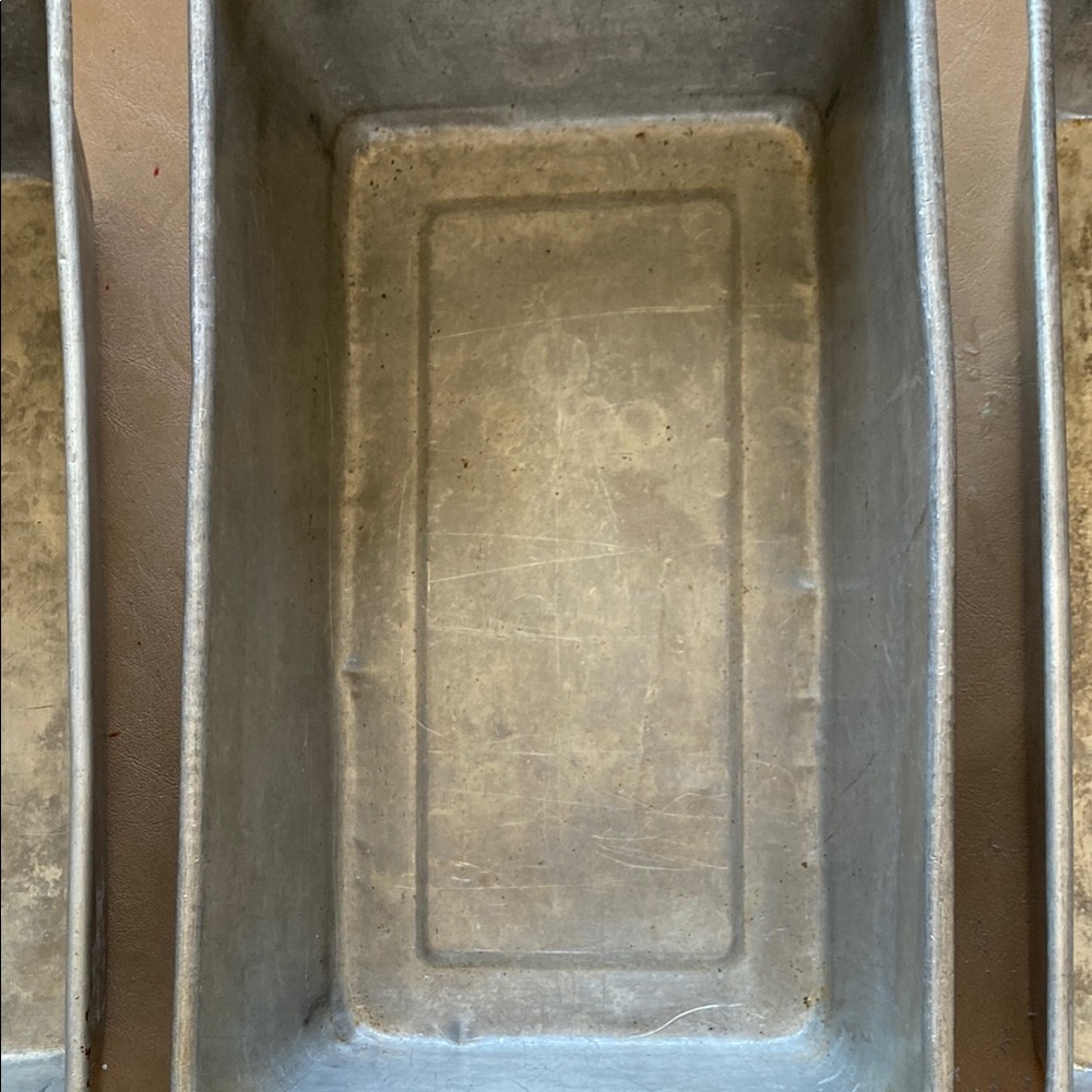 Set of 5 Silver Baking Pans - Picture 3 of 8